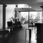 El salón de la vivienda, habitada por la familia Curutchet, en el año 1956. Foto: H. Cóppola